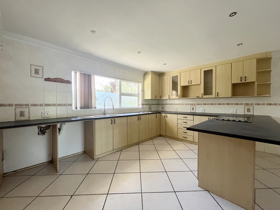 To Let 2 Bedroom Property for Rent in Joostenbergvlakte Western Cape